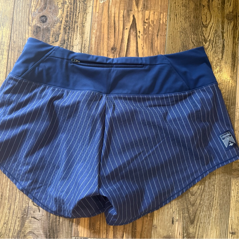 Oiselle Roga Shorts